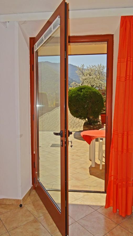 Casa Belvedere Garden By Gardadomusmea Tremosine Exterior photo